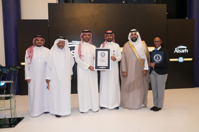 شركة الصرح للسياحة والسفر تدخل موسوعة غينيس كأكبر صالة حجوزات في العالم