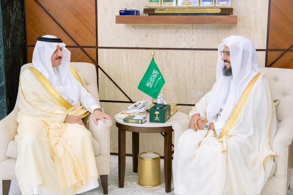 أمير-الشرقية-يستقبل-الشيخ-الغامدي-ويهنئه-بتعيينه-عضوًا-في-مجلس-القضاء