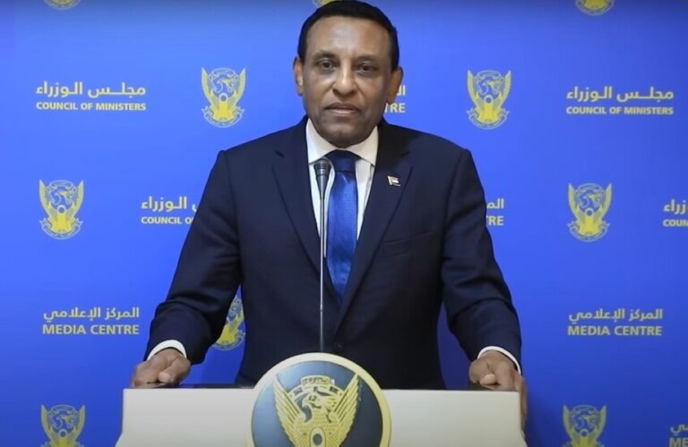 رئيس-الوزراء-السوداني-يدعو-إلى-محاكمة-مرتكبي-أعمال-العنف-في-الفاشر