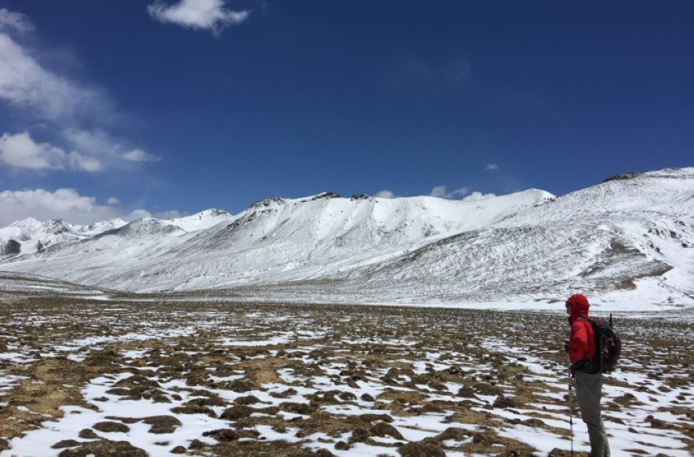 مصرع-9-أشخاص-بعواصف-عنيفة-وانهيار-ثلجي-في-جبال-الهيمالايا