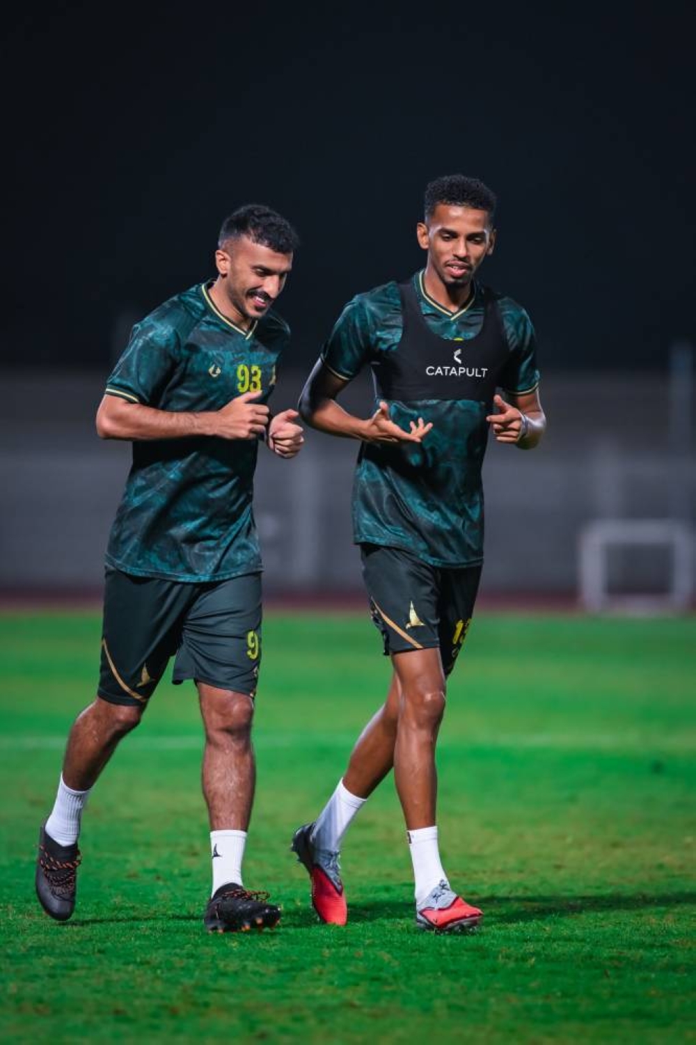 دونيس-يصحح-أخطاء-الدانة