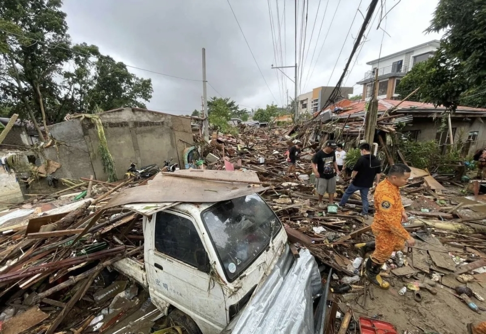 إعصار-كالمايجي-يسقط-26-قتيلا-في-الفلبين