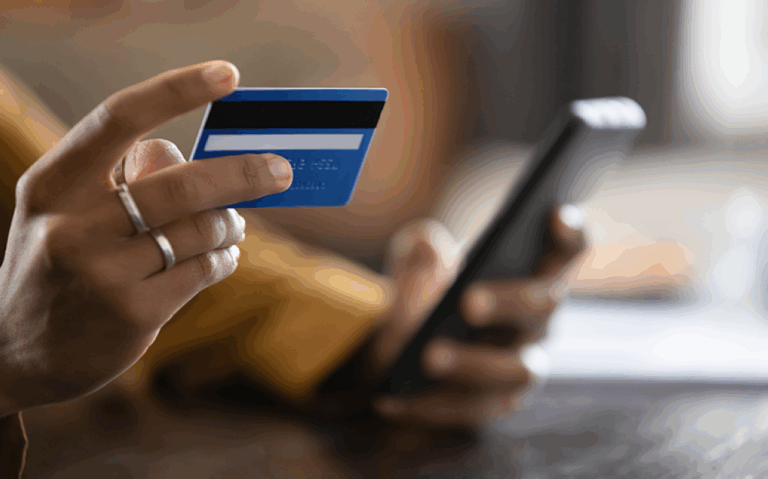 تسببوا-في-خسائر-بـ300-مليون-يورو.-ألمانيا-تعتقل-18-شخصًا-في-شبكة-احتيال-دولية