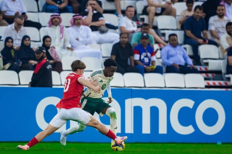 بداية-محبطة-لأخضر-17