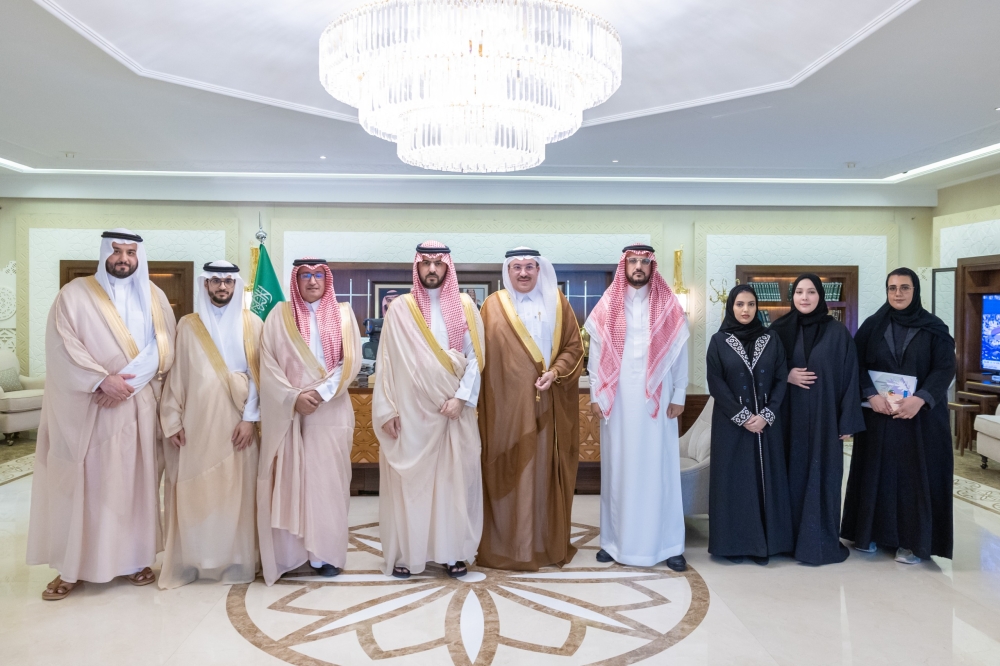 نائب-أمير-المنطقة-الشرقية-يطلع-على-أعمال-الجمعية-السعودية-لعلوم-العمران-بالمنطقة