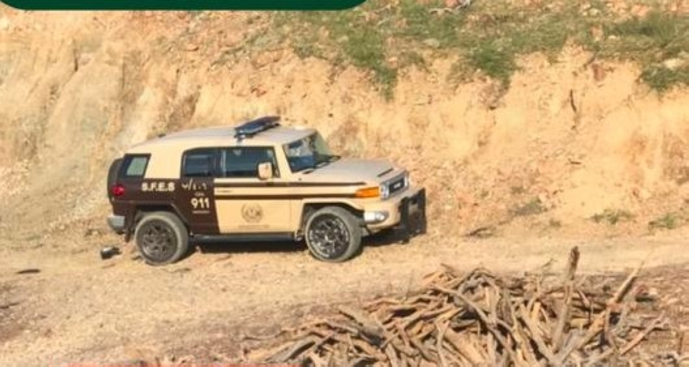 ضبط-مخالفين-للبيئة-بالرياض-للرعي-ونقل-الحطب-المحلي-والإضرار-بالتربة