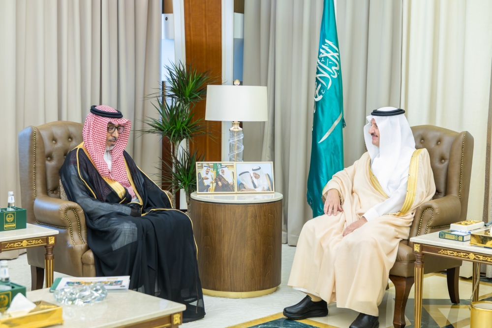 أمير-الشرقية-يستقبل-رئيس-وأعضاء-مجلس-إدارة-نادي-الخليج