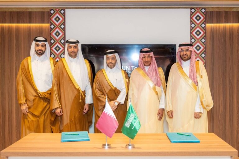 الهيئة-السعودية-للسياحة-وقطر-للسياحة-توقعان-مذكرة-تفاهم-استراتيجية