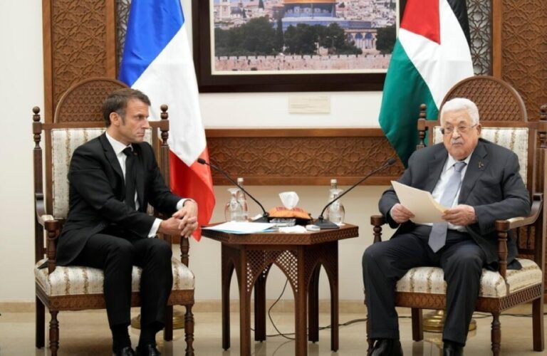 الإليزيه:-ماكرون-يستقبل-اليوم-الثلاثاء-“رئيس-دولة-فلسطين”