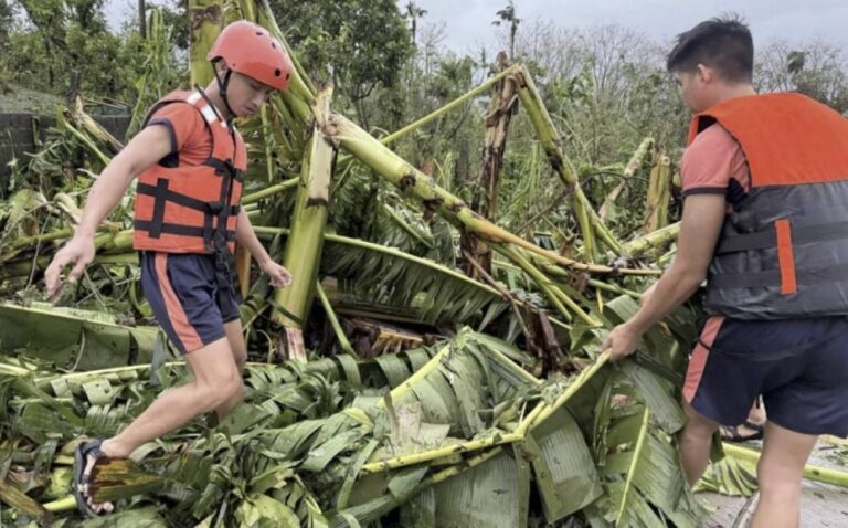 1.4-مليون-نازح-فلبيني-من-إعصار-فونج-وونج