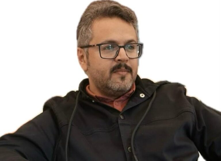 أمير-عسير-يكرم-المدربين-جابر-وآل-مانع