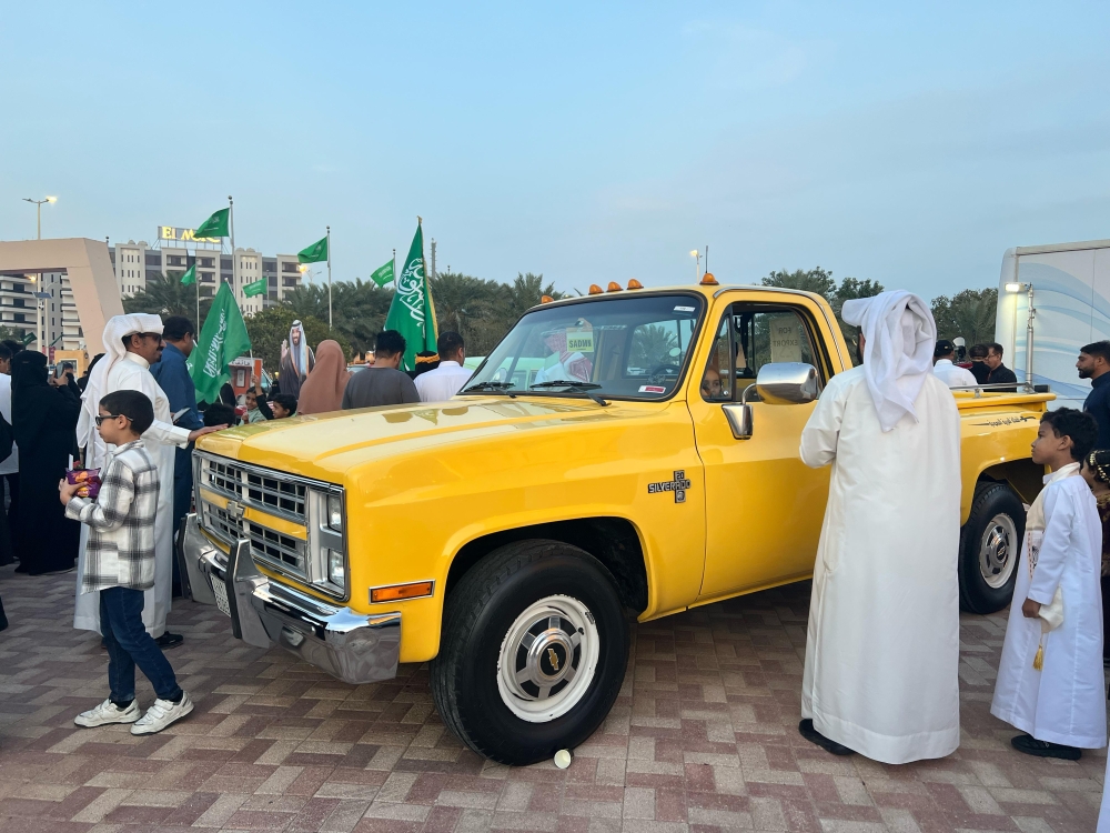 عشاق-السيارات-الكلاسيكية-على-موعد-مع-التحدي-بمشروع-الرامس-بالقطيف