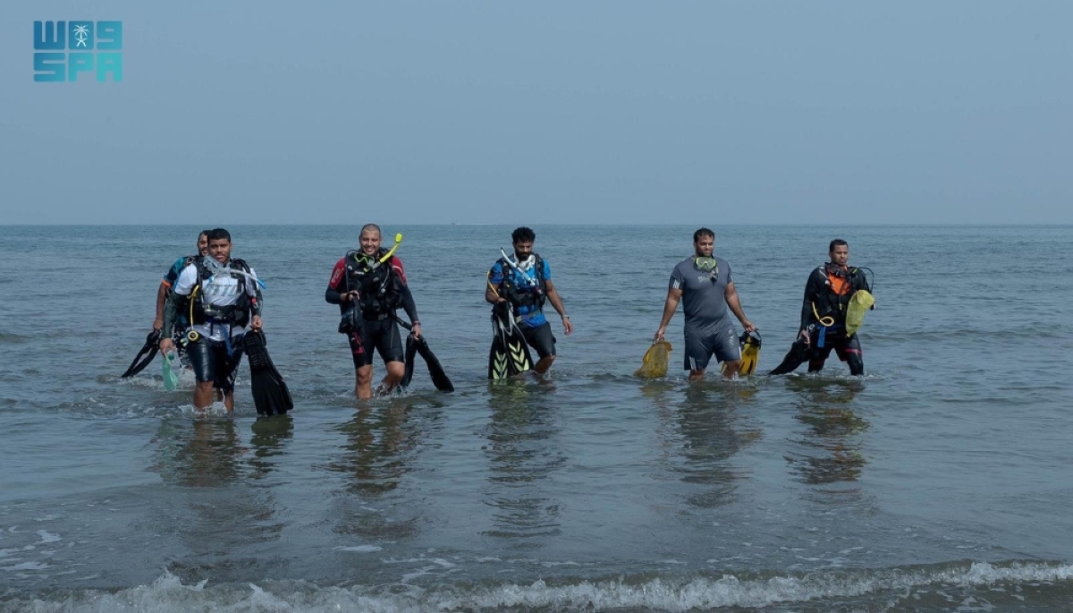 متطوعو-جازان-
يرسخون-ثقافة-حماية-الشواطئ-والموارد-البحرية