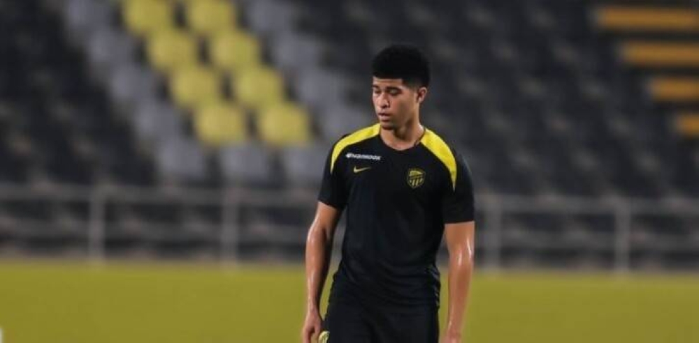 الاتحاد-يستعين-بمصري