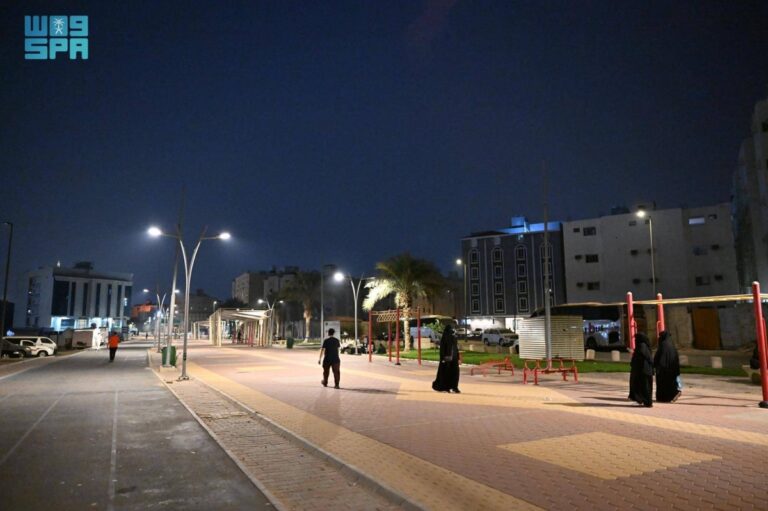 ممرات-المشاة-الآمنة-في-مكة-المكرمة.-متنفس-للأهالي-ومواقع-نابضة-بالنشاط-الرياضي