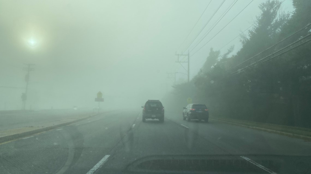 عاجل-|-الأماكن-والمواعيد.ضباب وتدني-الرؤية-على-أجزاء-من-4-مناطق