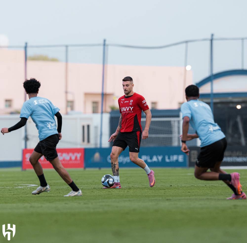 الظهير-الأيمن-يحرج-إنزاجي