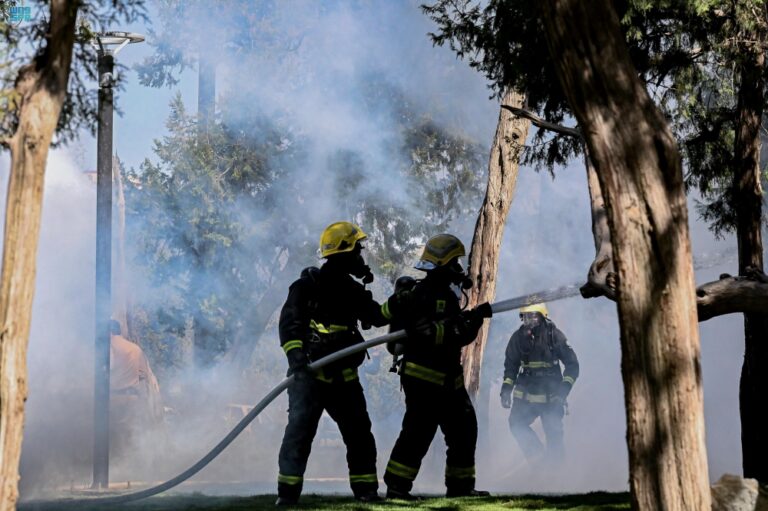 بـ-5-مواقع-ميدانية.-الدفاع-المدني-ينفذ-“فرضية-حريق”-في-غابة-رغدان