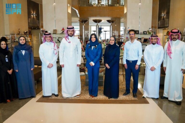 «موهبة»-تبحث-فرص-التعاون-في-دعم-الموهبة-مع-«المملكة-التعليمية»