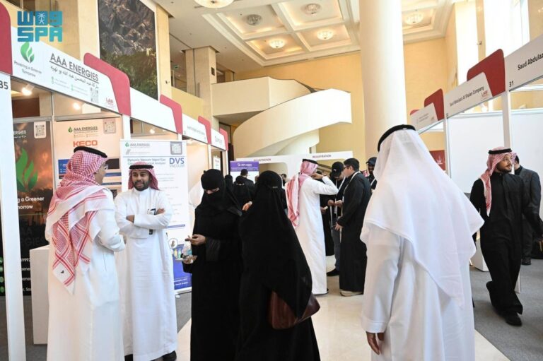 معرض-»labtech-2025«-يقدم-
تجربة-معرفية-مبتكرة-في-تقنيات-المختبرات