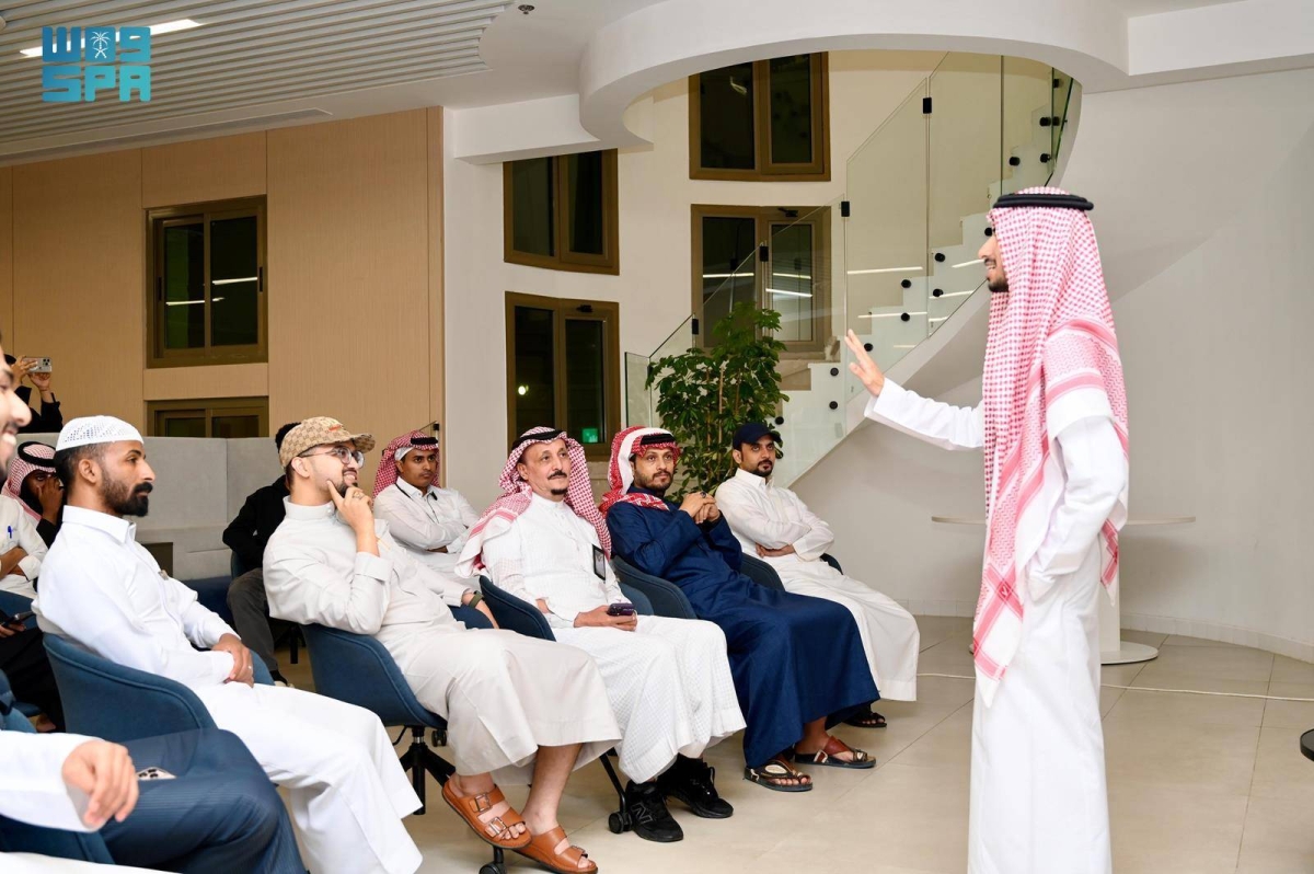 لقاء-أدبي-يستعرض-تنوع-اللهجات-في-جازان