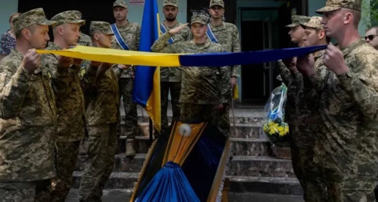 15-ألف-منذ-مطلع-العام.-روسيا-تعيد-لأوكرانيا-جثامين-ألف-شخص