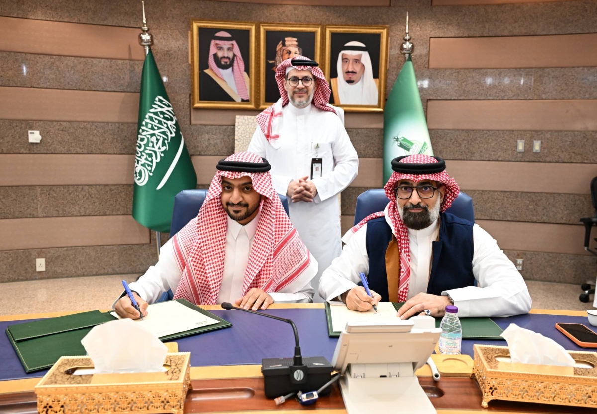 جامعة-الملك-عبدالعزيز-و”هاليبيرتون”-توقعان-مذكرة-تفاهم-لدعم-الأبحاث-وتأهيل-الكوادر-الوطنية-في-مجالات-علوم-الأرض