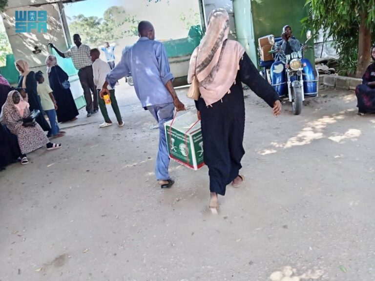 المملكة-تقدم-مساعدات-غذائية-جديدة-في-السودان-وباكستان-وبوركينا-فاسو