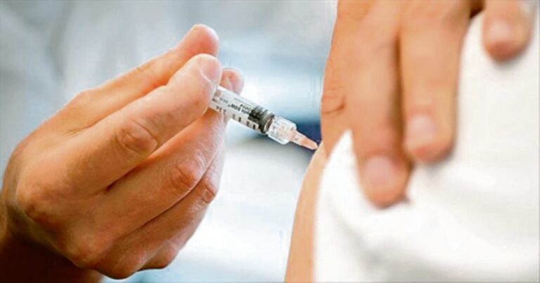 ”الصحة“-تعتمد-لقاحي-الحزام-الناري-و”المخلوي“-لحماية-كبار-السن-عاجل
