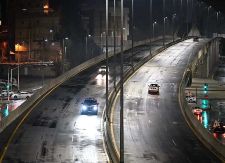 عاجل-|-الأماكن-والمواعيد.-أمطار-غزيرة-على-أجزاء-من-3-مناطق