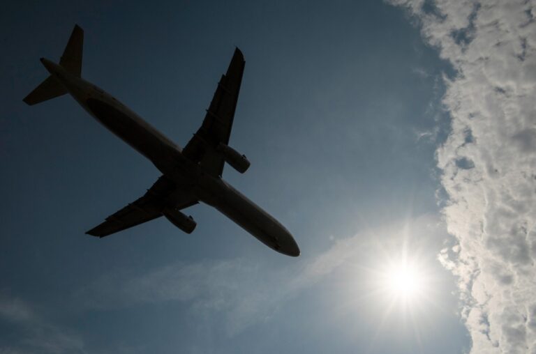 مقتل-3-أشخاص-في-تحطم-طائرة-تحمل-مساعدات-غذائية-بجنوب-السودان