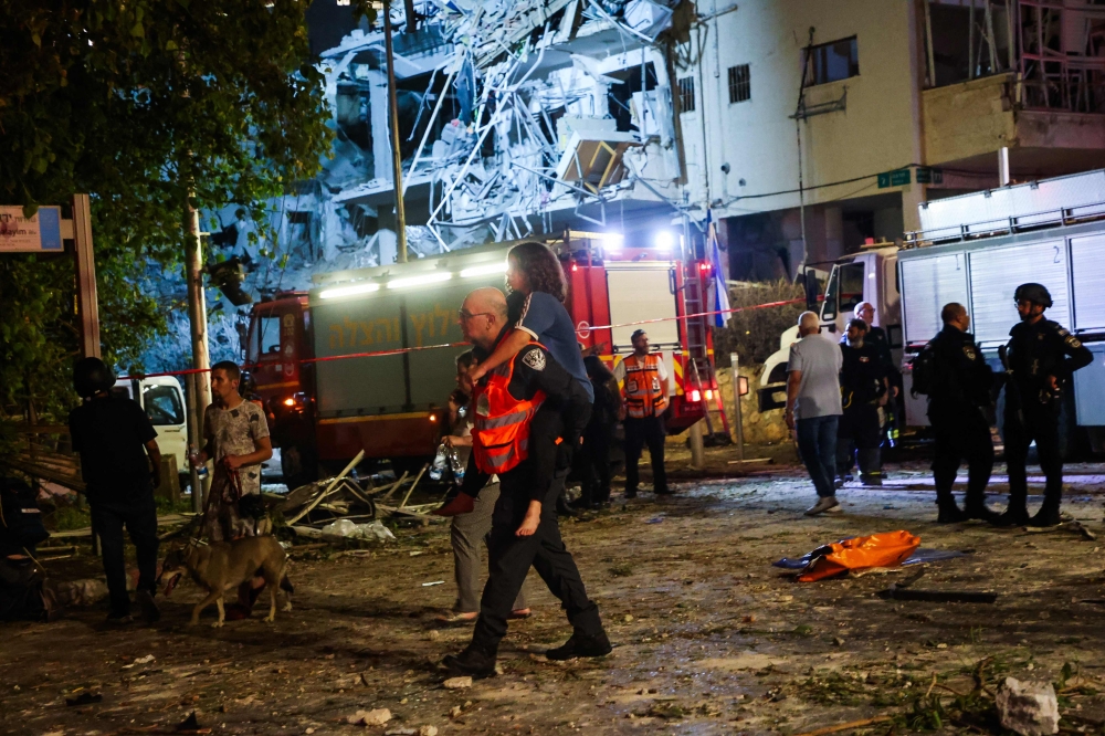 الصليب-الأحمر-يؤكد-ضرورة-حماية-المدنيين-المتضررين-في-مناطق-الصراع