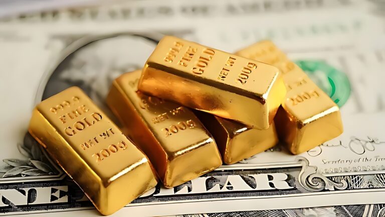 الذهب-قرب-أعلى-مستوى-في-أسبوعين-واحتمال-خفض-الفائدة-يقفز-إلى-85%