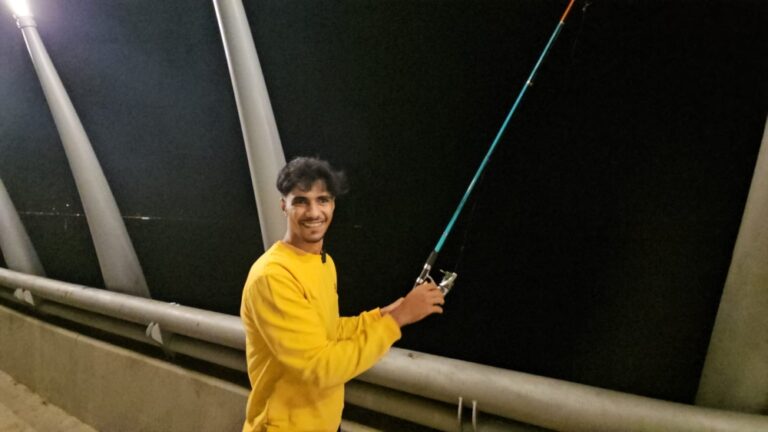 عاجل:-مخلفات-الزوار-ومخاطر-الوقوف.-المرور-ينهي-تجمعات-الصيد-بجسر-صفوى