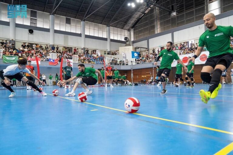 أخضر-المناورة-وصيف-القارة