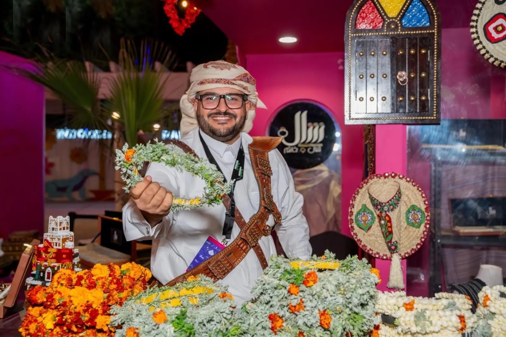 “انسجام-عالمي-2”.-الفنون-الشعبية-تبهر-الزوار-أيام-الثقافة-اليمنية