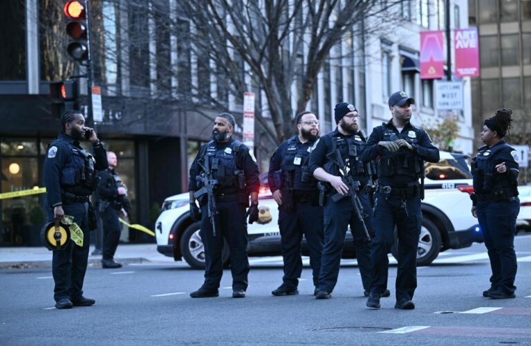 “إف-بي-آي”-يحقق-في-وجود-دوافع-إرهابية-وراء-حادث-إطلاق-النار-بواشنطن