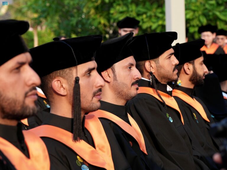 تخريج-66-موظفًا-بالداخلية-في-ماجستير-هندسة-الذكاء-الاصطناعي-بـ”كاوست”