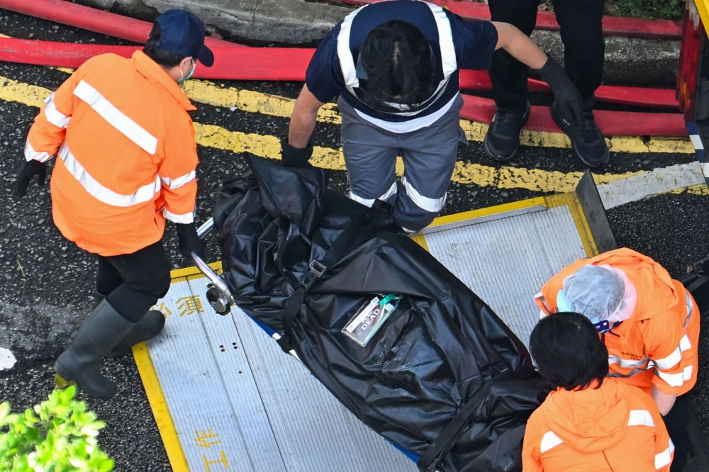 ارتفاع-حصيلة-ضحايا-الحريق-في-هونج-كونج-إلى-128-قتيلًا