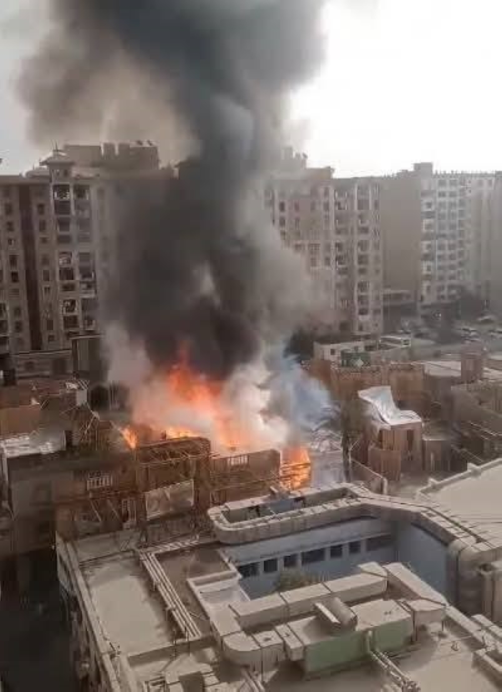 اندلاع-حريق-بمبنى-استديو-مصر-بمنطقة-فيصل-في-الجيزة