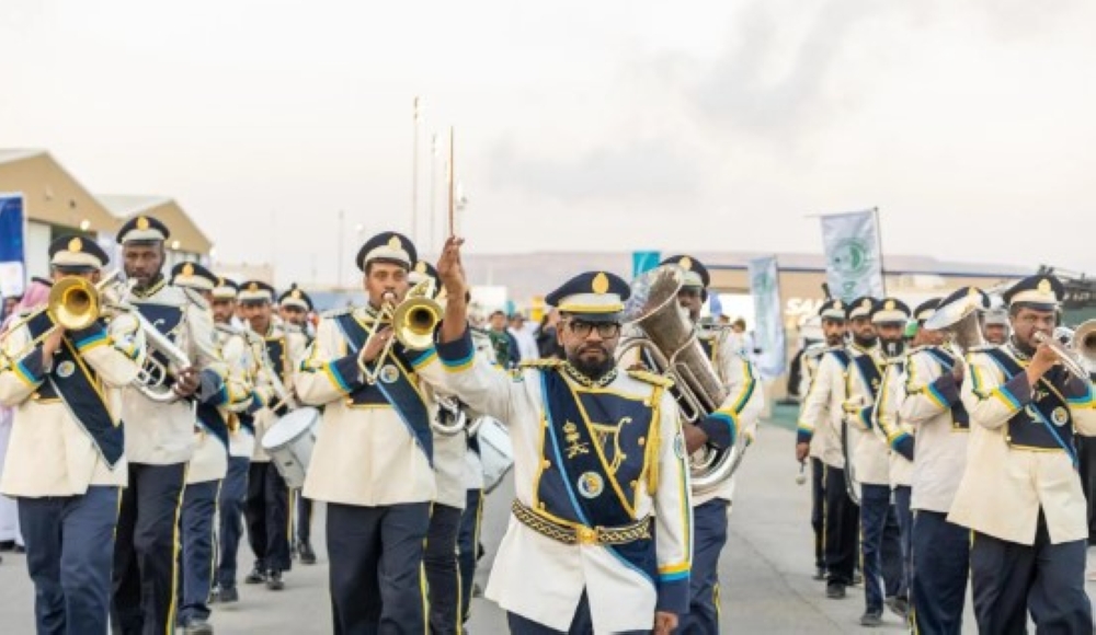 بالصور.-حرس-الحدود-يشارك-بعروض-موسيقية-في-معرض-الطيران