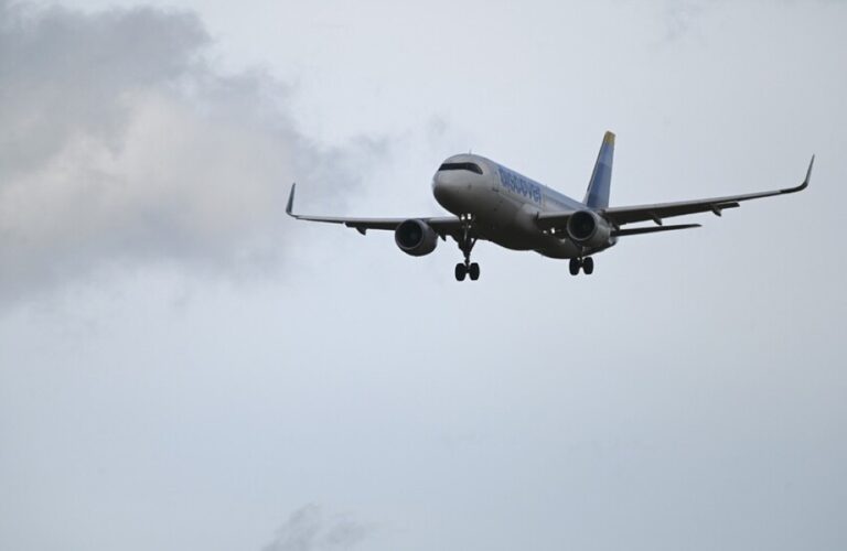 تفاصيل-أزمة-إيرباص.-عطل-في-نظام-التحكم-بالطائرة-وانخفاض-مفاجئ