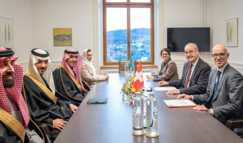 “الحقيل”-يستعرض-تجربة-المملكة-الرائدة-في-توفير-السكن-الجماعي-للأفراد