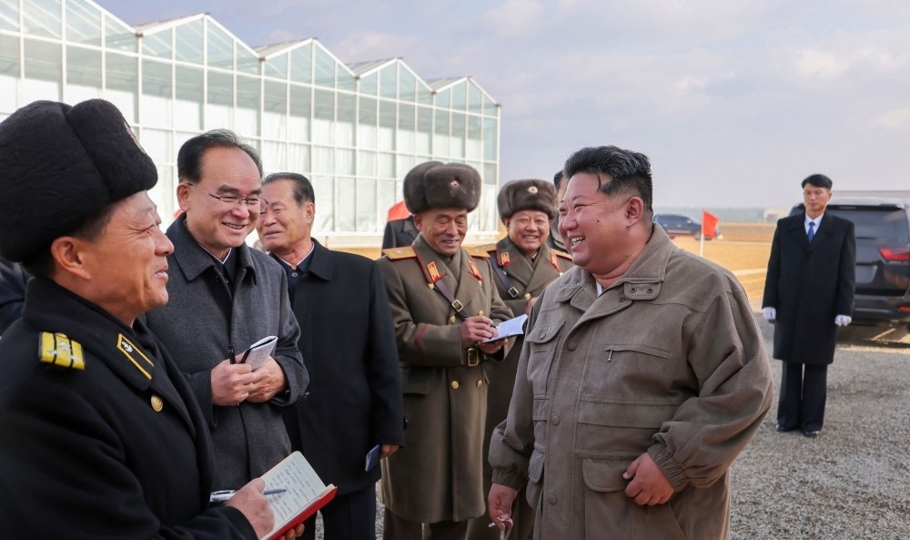 زعيم-كوريا-الشمالية-يتعهد-بتجهيز-قواته-الجوية-بـ”أصول-استراتيجية”