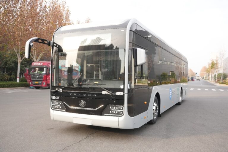 إثبات-الإعالة-شرط-لامتلاك-الأفراد-للحافلات.-ومعادلة-“الموظفين”-تضبط-أسطول-الشركات