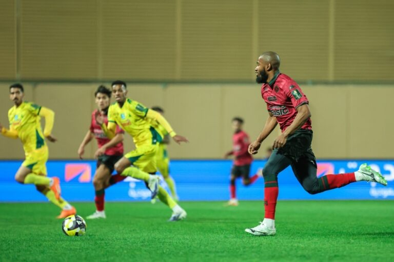 قرعة-اﻷربعة-تسحب-اليوم