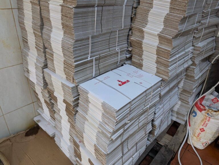 أمانة-جدة-تغلق-معملًا-مخالفًا-لإنتاج-المثلجات-داخل-موقع-سكني-بنطاق-بريمان