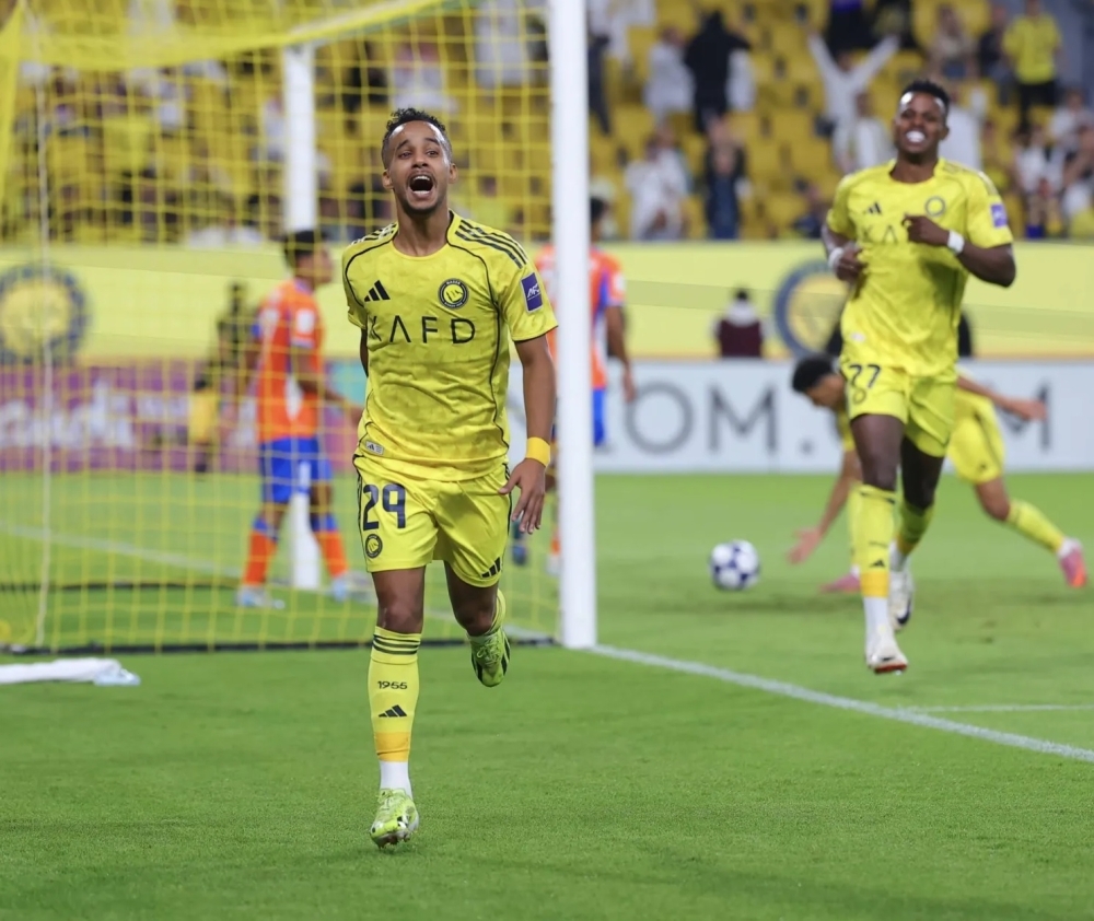 جيسوس-يتمسك-بالمهمش