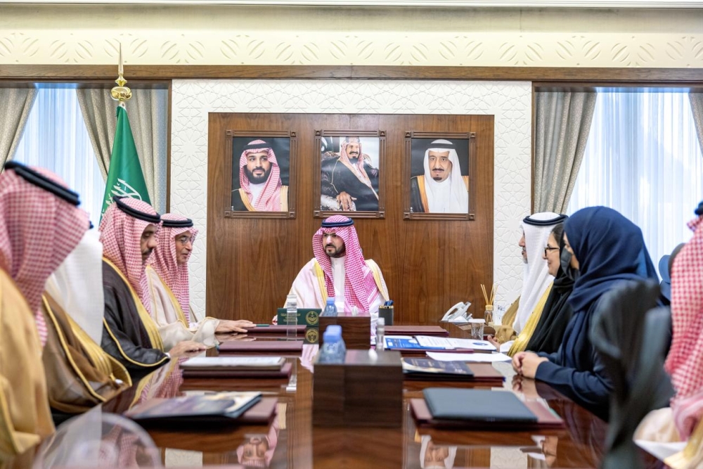 نائب-أمير-الشرقية-يطلع-على-جوائز-وإنجازات-تجمع-الشرقية-الصحي