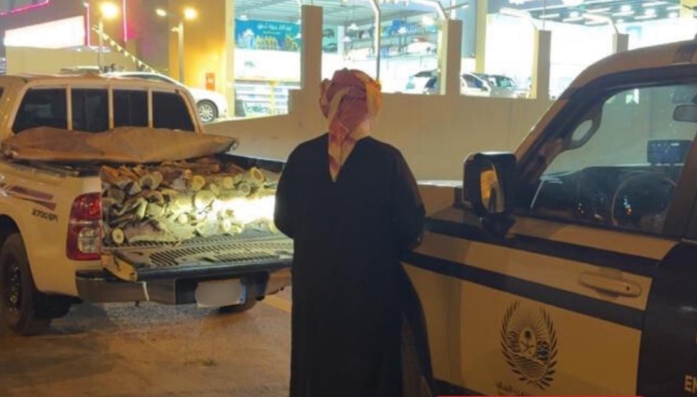 ضبط-مخالف-لنظام-البيئة-لنقله-حطبًا-محليًا-في-منطقة-الرياض